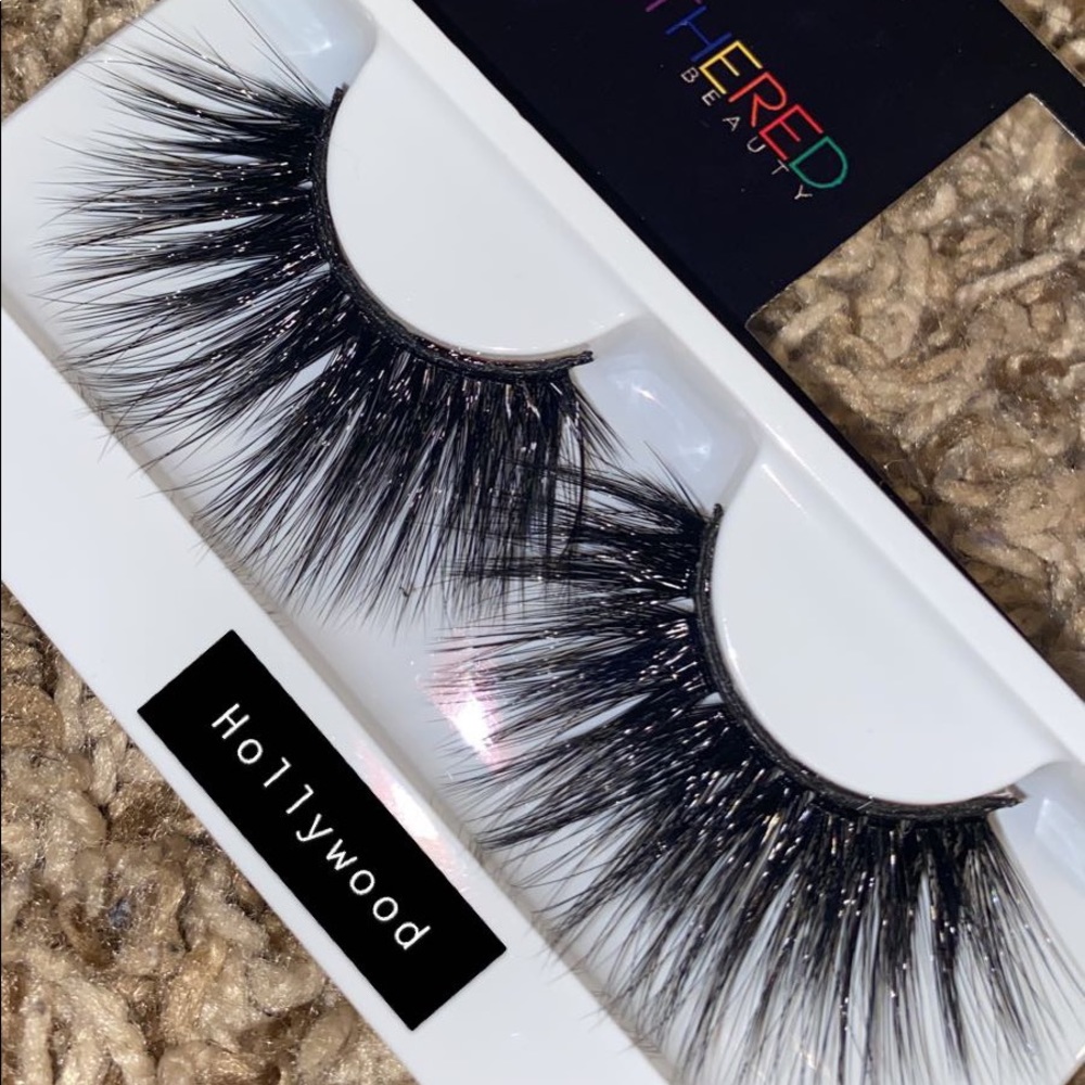 UNBOTHERED BEAUTY Mink Lashes ❗️